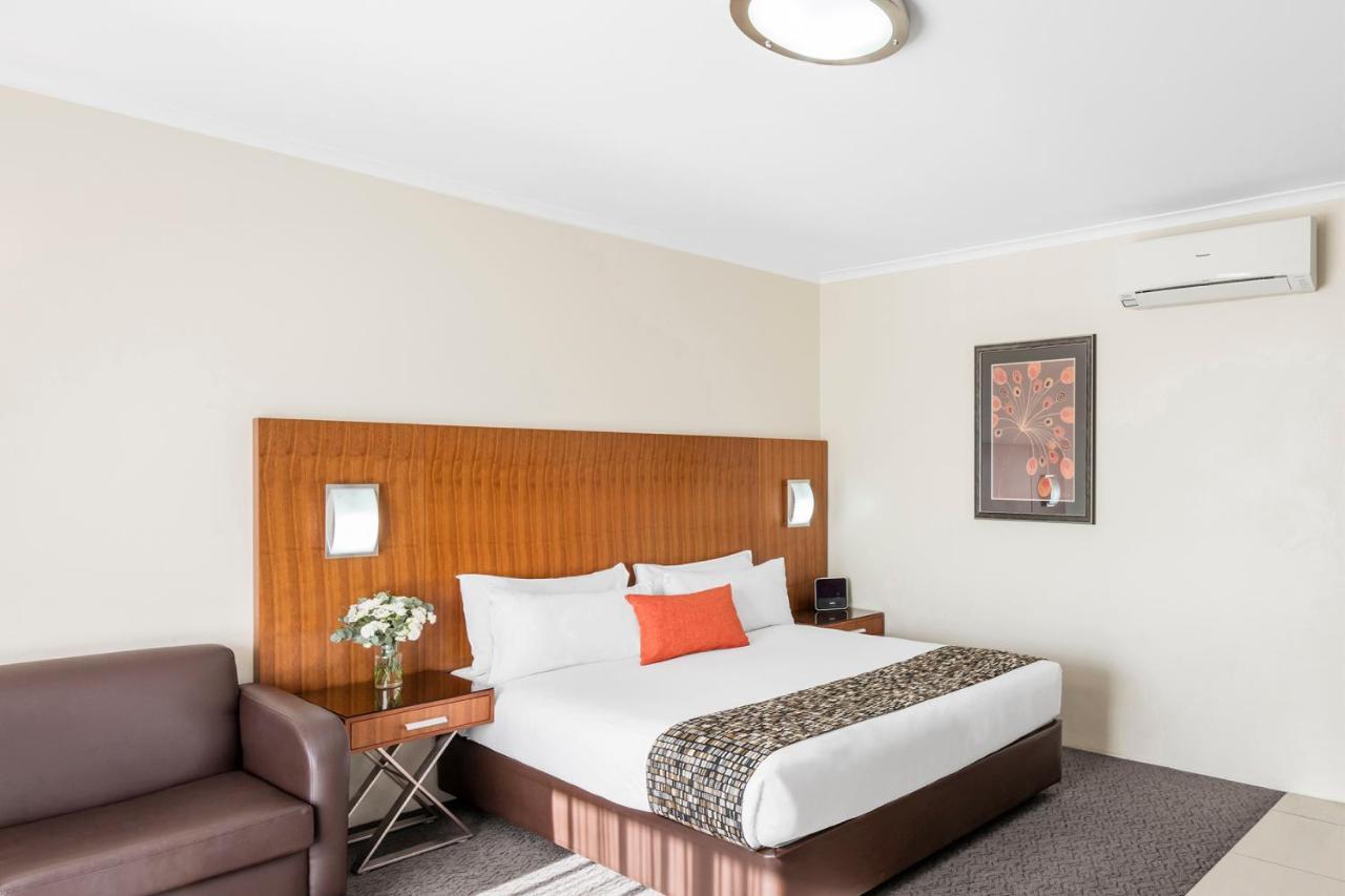 Motel Breakfree Queanbeyan Extérieur photo