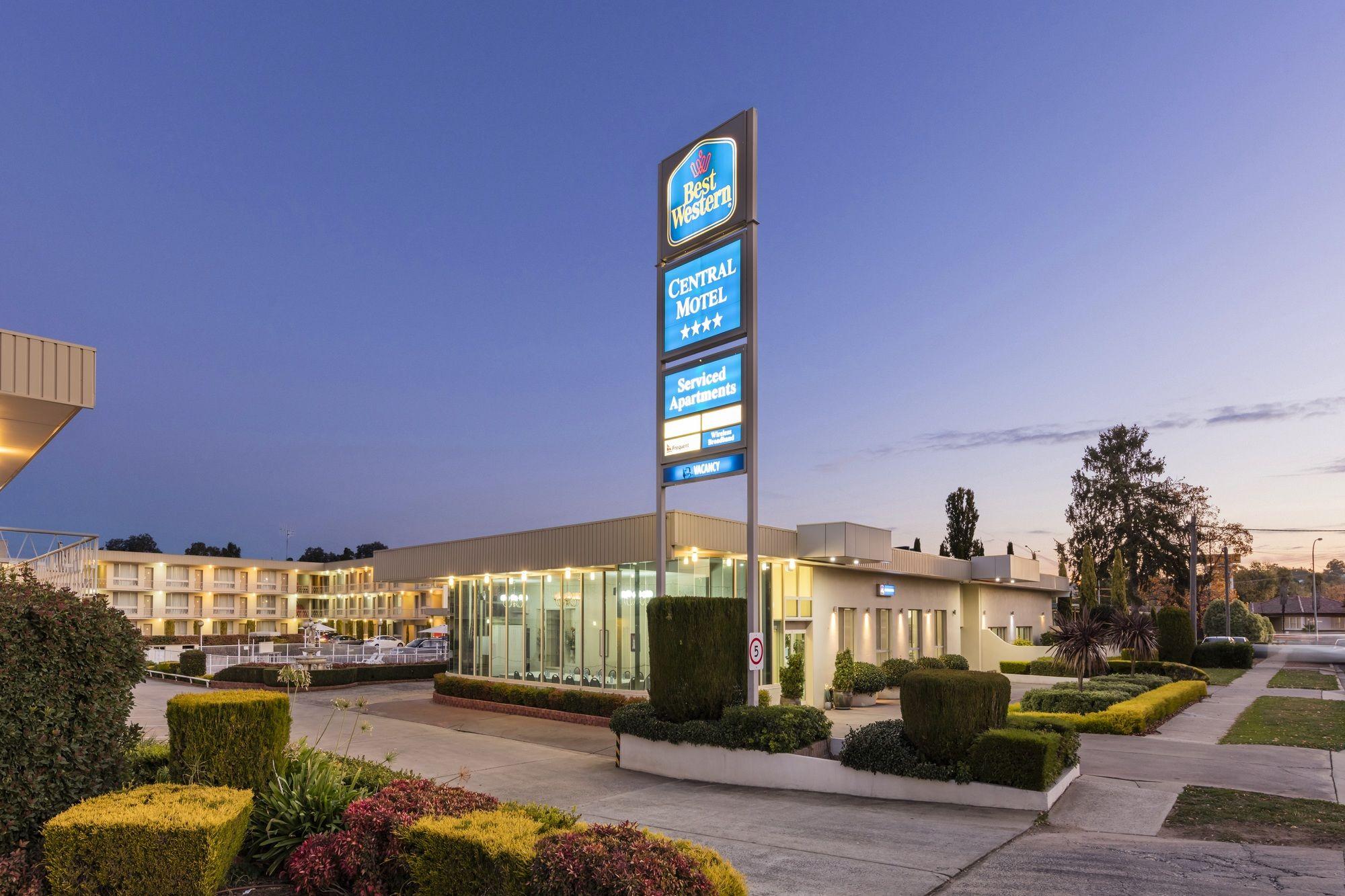 Motel Breakfree Queanbeyan Extérieur photo