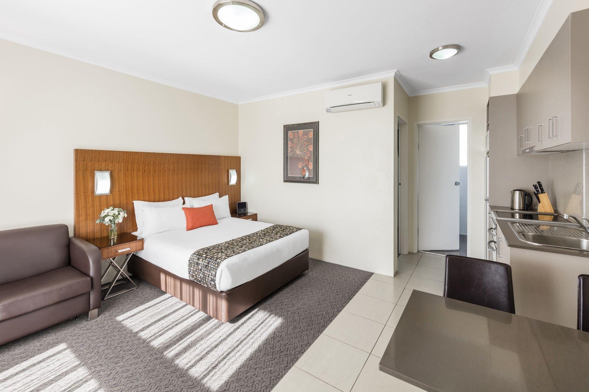 Motel Breakfree Queanbeyan Extérieur photo