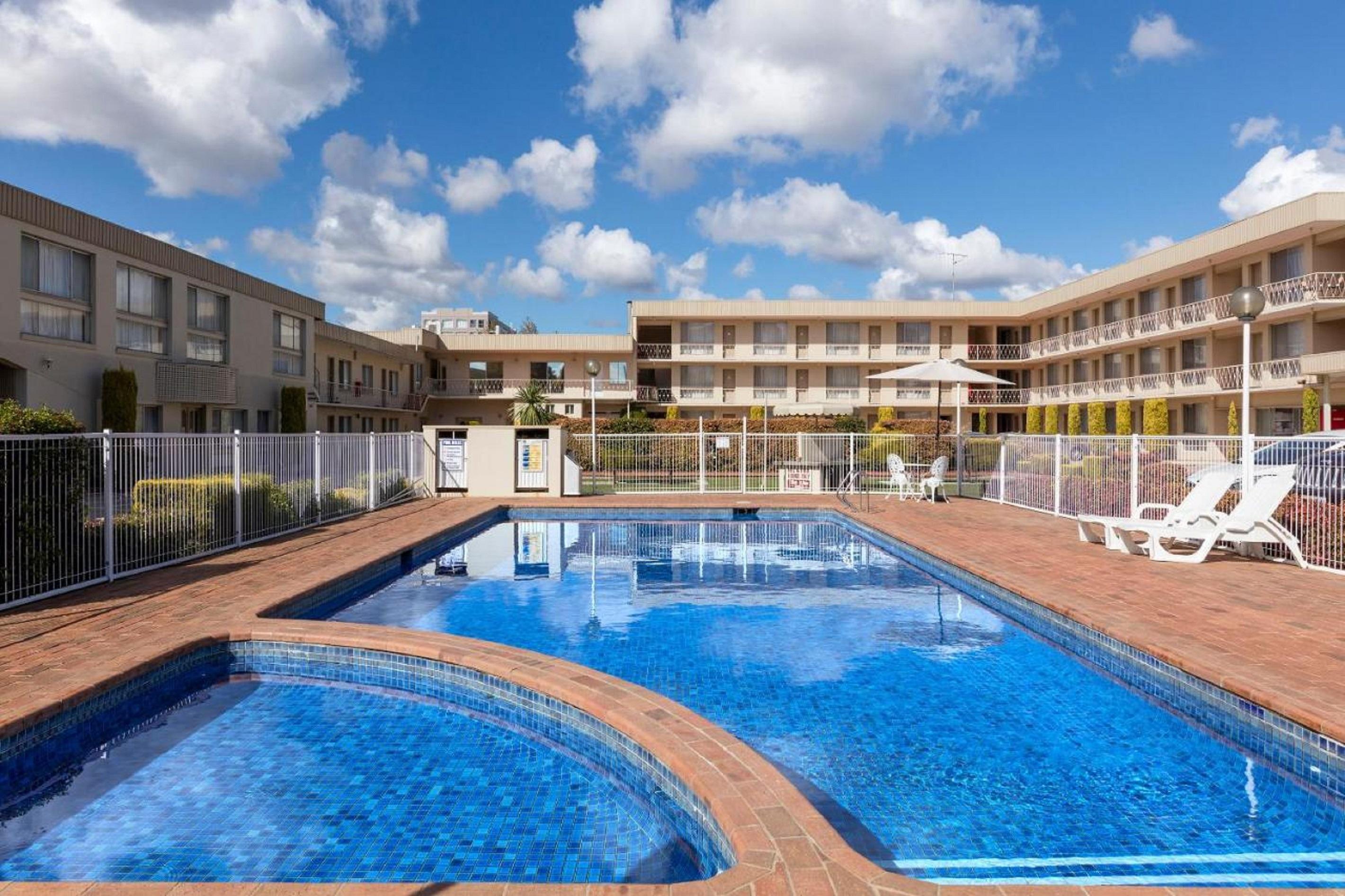 Motel Breakfree Queanbeyan Extérieur photo